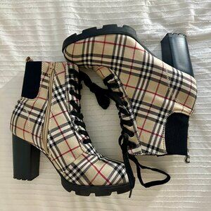Plaid Lace-Up Heeled Booties 9 – Chunky Lug Sole Check Ankle Boots